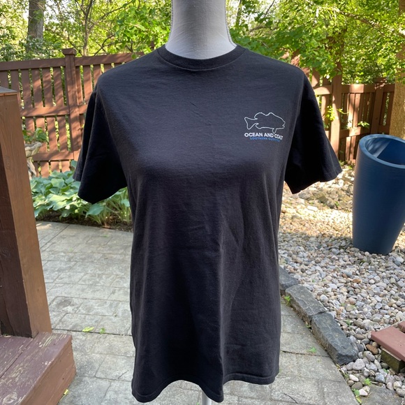 V's Tees - Fun Tee - Picture 3 of 4